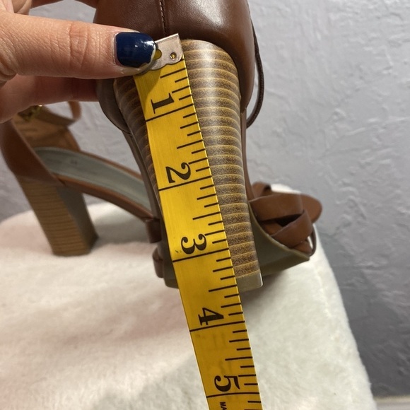 WORTHINGTON WOMEN’S BARRA CRISSCROSS BLOCK HEELED SANDALS IN BROWN SZ 10 - Picture 9 of 9